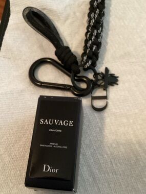 Dior Sauvage Mini in Black Packaging